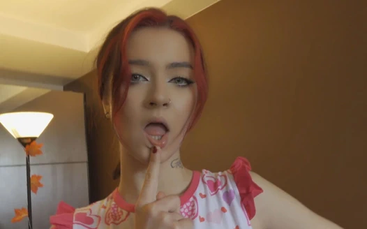 Duşta ayağımla yarak sıvazlıyorum