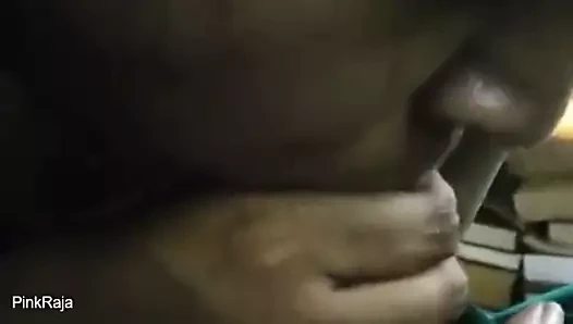 Tatlı desi teyze satya emme pinkraja