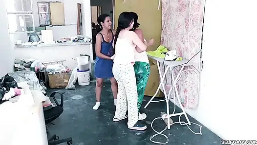 Veletlerin kendi dadısı esaret altında