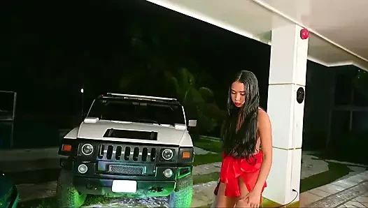 Latinler iç çamaşırlarıyla dans ediyor ve sonra oral seks yapıyor - ggmansion