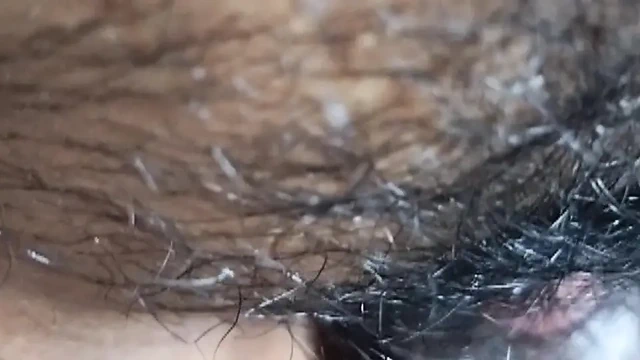 Sex bhabhi ki must chudayi in bedroom