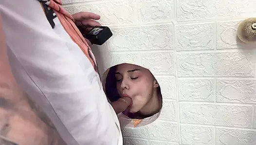 Sik deliği ileri geri gidiyor. AllMyLinks MisssVikki