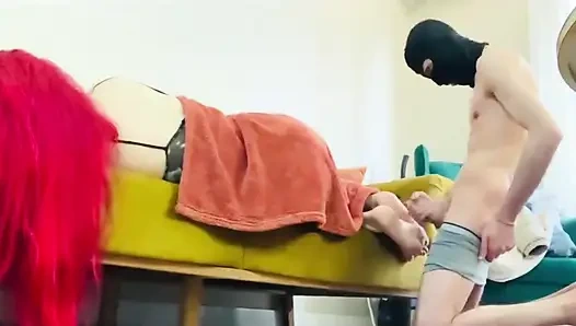 Üvey oğul ve üvey oğlu Fitsh