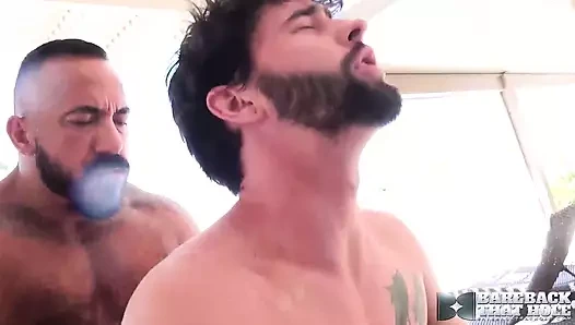 Eyersiz o delik – latin alessio romero jackson fillmore sikikleri