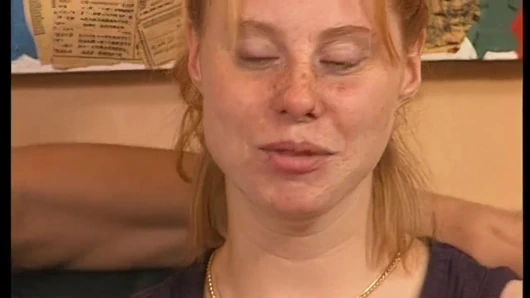 Wenn das Dach rostet, ist der Keller feucht - Redhead Fuck