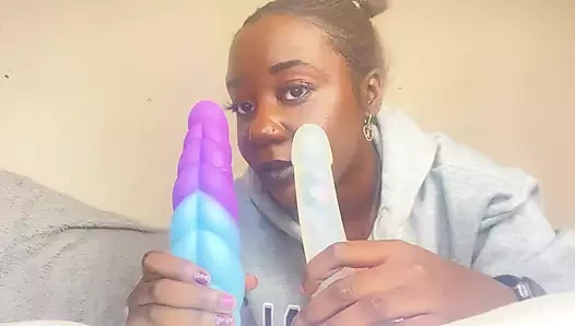 Baddie oral seks dildolar