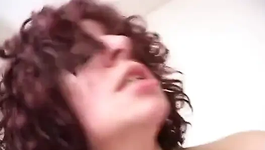 Harika kızıl saçlı orta yaşlı seksi kadın çok sert sikişiyor