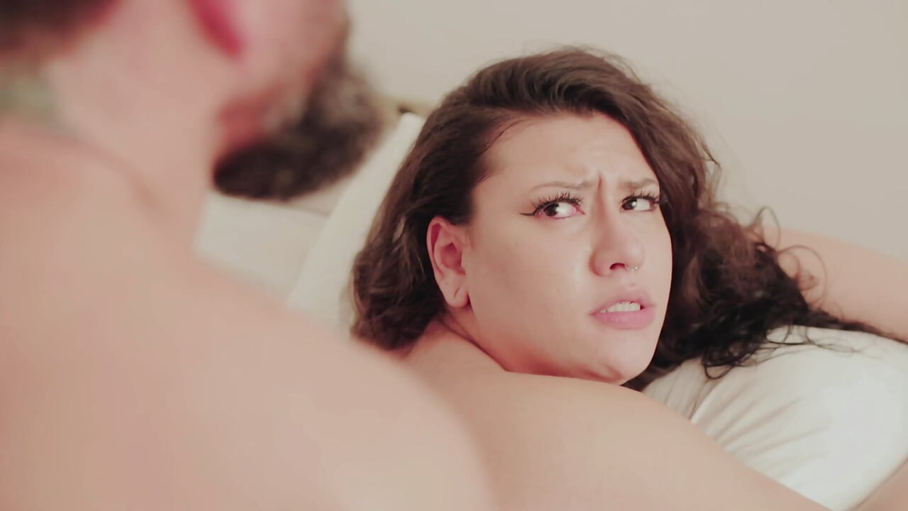 Agatha Ludovino, penisimi emmeyi seven yaramaz bir BBW.