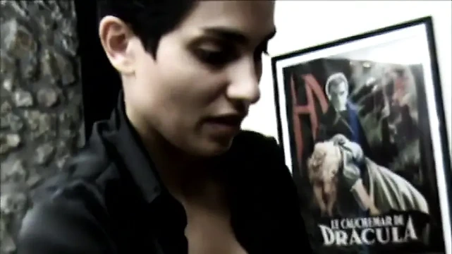 Ateşli esmer için aşırı lezbiyen zevki