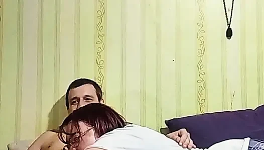 Üvey kız kardeşin meydan okuması oyunun ilk seviyesini geçti