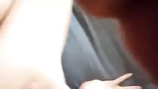 Minyon esmer büyük zenci alıyor