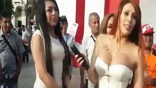 açık havada t-kızlar