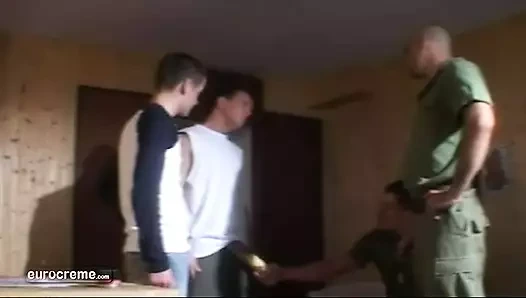 Eurocreme.com - orduya yeni boşalıyor