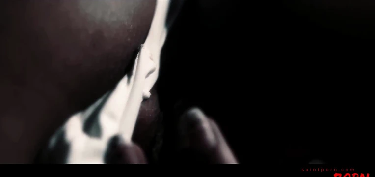 Honey Demon yeni bir sevgili buluyor