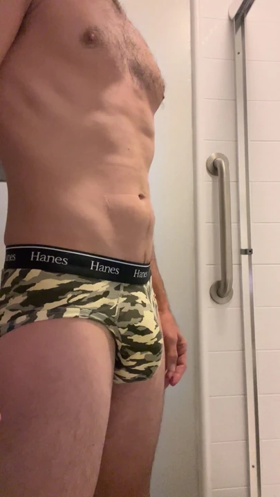 Подъем яиц в трусиках