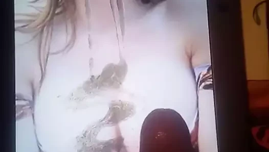 Amouranth üçlü boşalma haraç