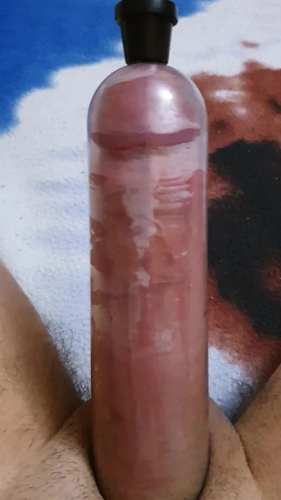 Büyük yarağımı pompalıyorum