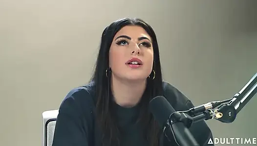 Profesyonel bir dominatrix olmak gal ritchie'nin beklediği şey değil! | Adult Time Podcast