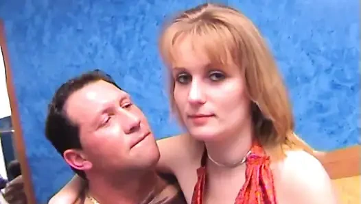 Doğulu Kızla Oyuncu Seçiminde Iyi Bir Anal Sikiş