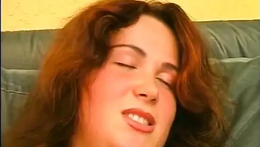 Mastürbasyon yaparken kendilerini filme alan bu güzel gençler için ilk kez! Cilt 2