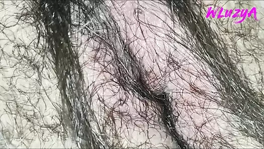 Dün, pazar, beni uyandırdıkları amcık emip yatağımı ıslattı.