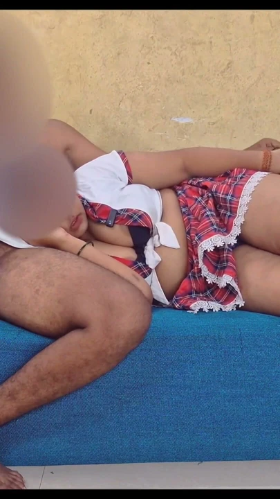 Üniversiteli ki ladki ko mila üvey baba ka lund | Klip 2