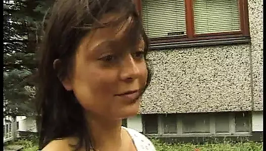 Sıska milfs fisting onların pussies ile kalın dildos