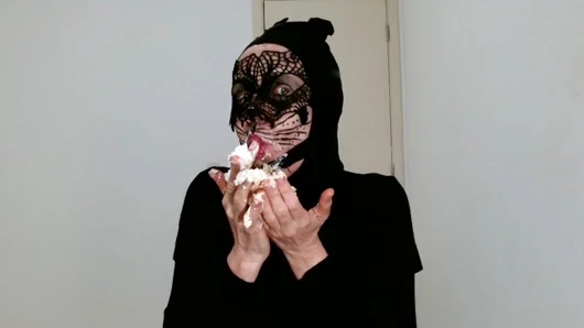 Brezilyalı bayan bu pasta dilini dile paylaşalım