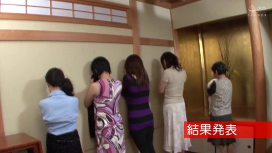 M603g04 10 orta yaşlı ve yaşlı erkekler ve kadınlar yaşlılıkta bir partner bulmak için bir araya geldi!