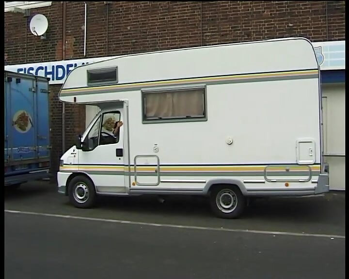 otostop kız alır fucked Sabit içinde camper tarafından iki erkekler