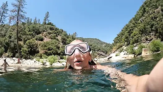 Çıplaklar plajında sikişiyor vlog