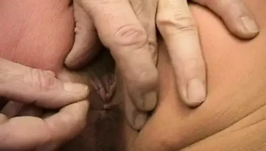 Deneyimli eşcinsel adam maskeli adama hükmediyor