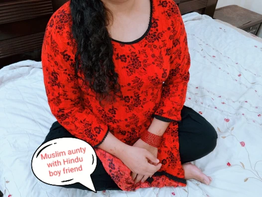 Hindu boy licking and fucks Muslim aunty hot hairy pussy