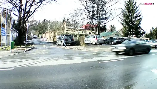 Sarışın ev hanımı sonunda anal sikişmek istiyor