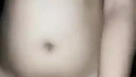 Malayca çok güzel bir vücuda sahip