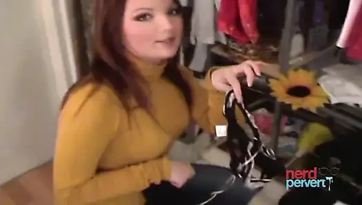 Bryony Gilespie - Bubbly Cum Gulper