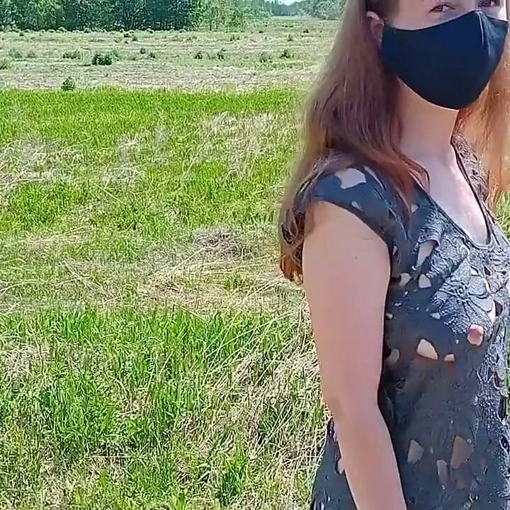 Yeni elbisemi nasıl istersin? Benzer kıyafetlerle daha fazla video istiyor musunuz?