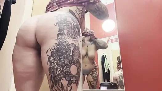 Dildo sikişi ve göt tıkacı