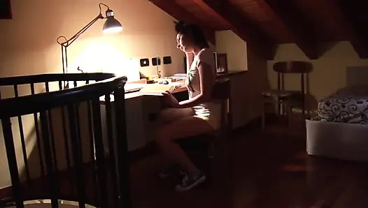 Genç bir sürtük için büyük olgun bir yarak