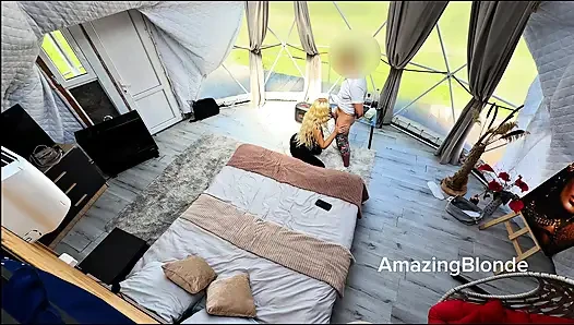 Dağ dome otelinde bir adamla tanıştım ve ona sakso çekti