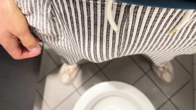 Son Tatil Piss - Riskli Açık Hava Anı & Havaalanı Veda