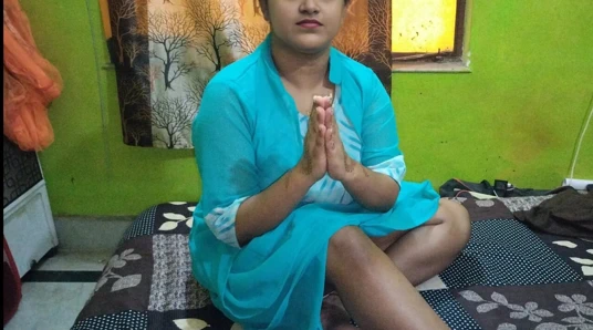 Bf k sath video call sex karte huye stap dad ne pakad liya punishment me meri gand maar di