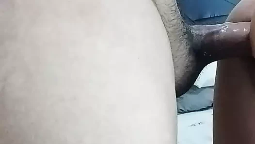 Sert köpek stili o seviyor