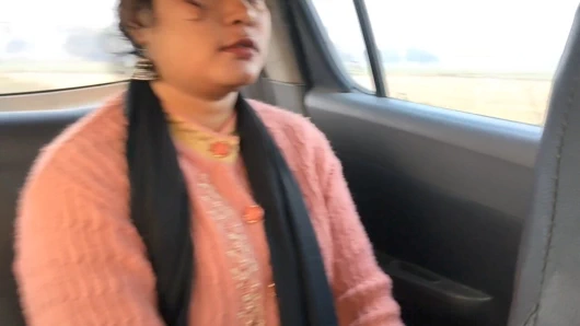 NEWLY MARRIED DESI COUPLE SEX WITH HINDI AUDIO