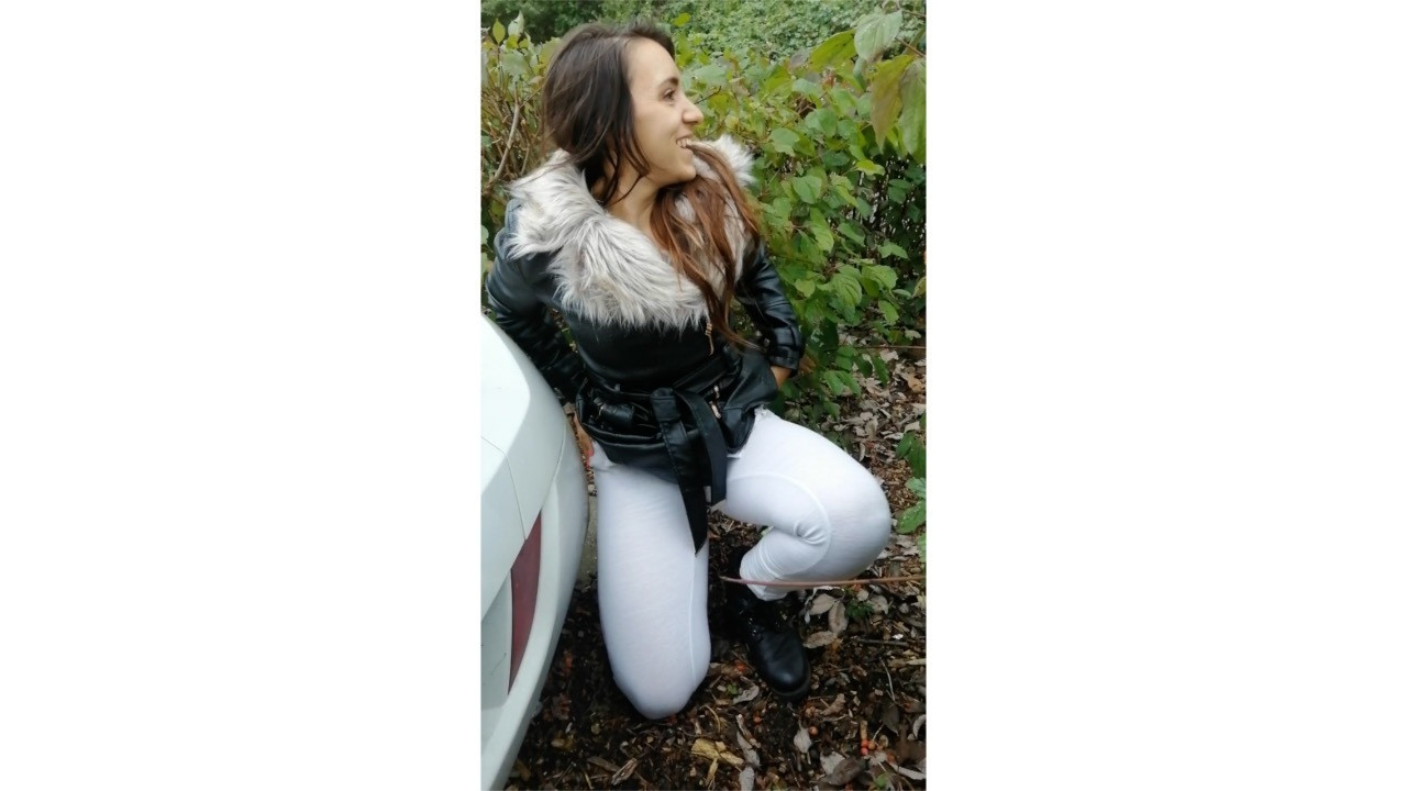 Tema parkından eve gelirken servislerde otoparka işemek