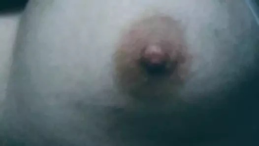 Doğaçlama sanatsal göğüsler, memeler, göğüsler