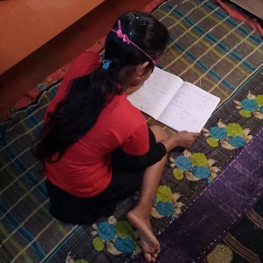Desi Student 18+ fuck her beautiful school crush, romantic kissing and tight pussy fuck hindi audio