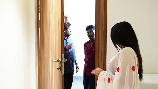 ANNELERI EVDE YOKKEN IKI ERKEK KARDEŞ ÜVEY KıZ KARDEŞLERINI SIKIYOR, SERT ÜÇLÜ SEKS