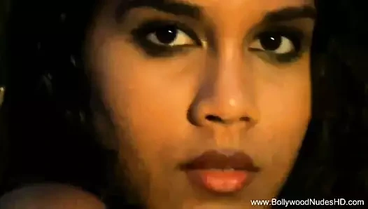 Bollywood bebeğim zevk için oynuyor