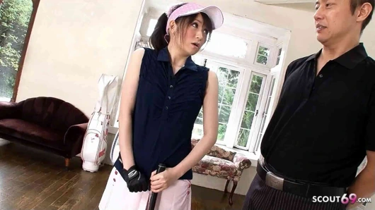 Minyon Japon genç kız sansürsüz jav pornosunda öğretmeni tarafından emmeyi ve yutmayı baştan çıkarıyor